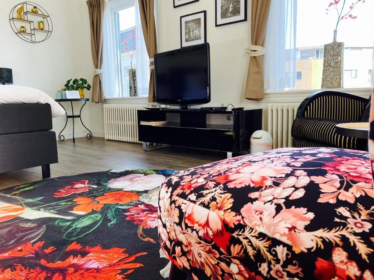 Guesthouse Villa De Eikhof Хенгело Екстериор снимка