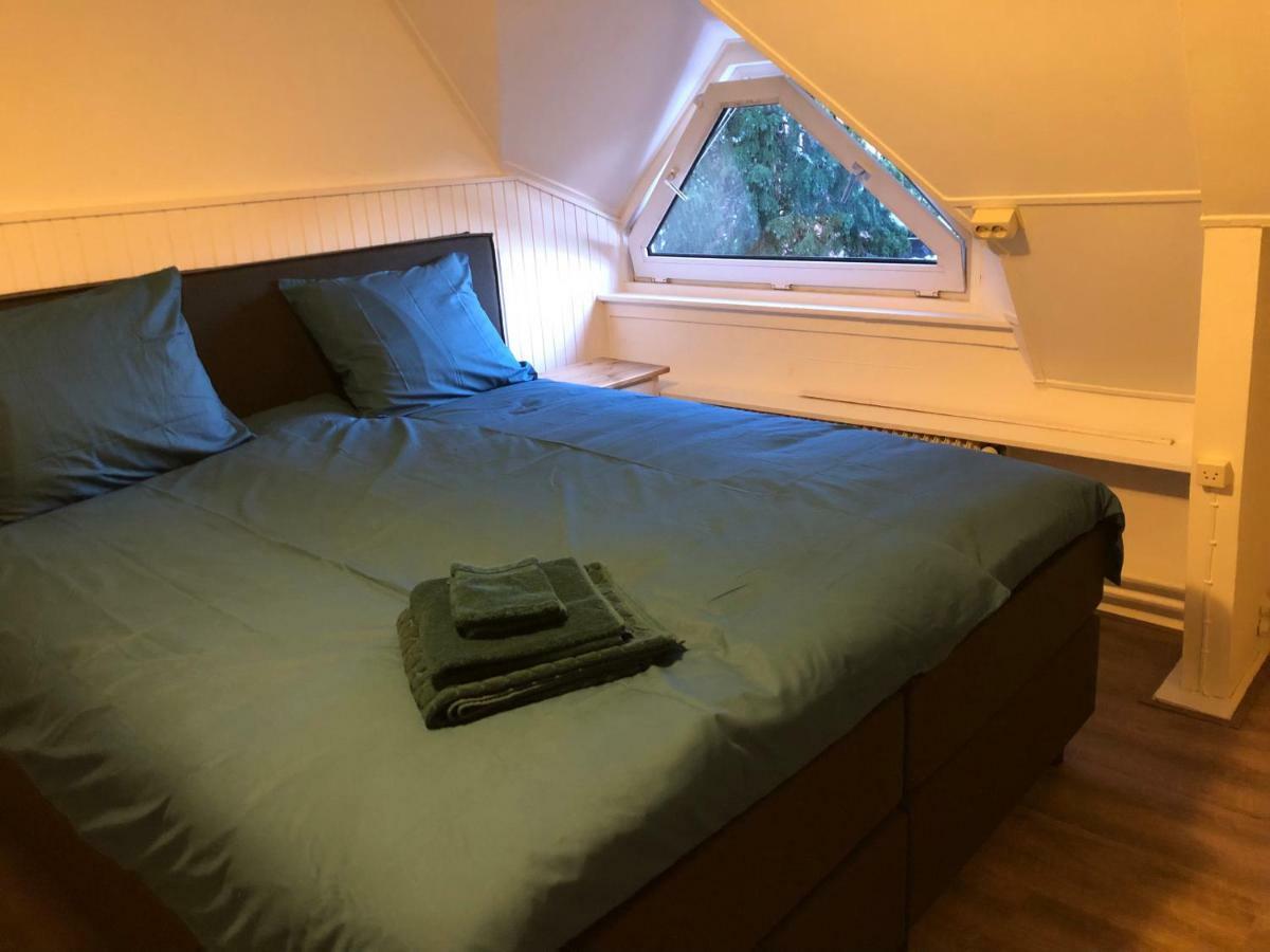 Guesthouse Villa De Eikhof Хенгело Екстериор снимка